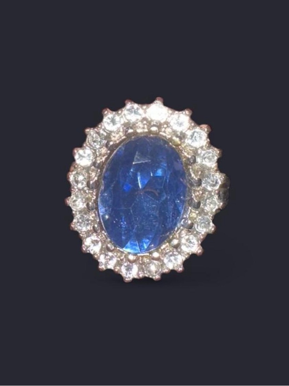 Ring - Picture 3 of 3